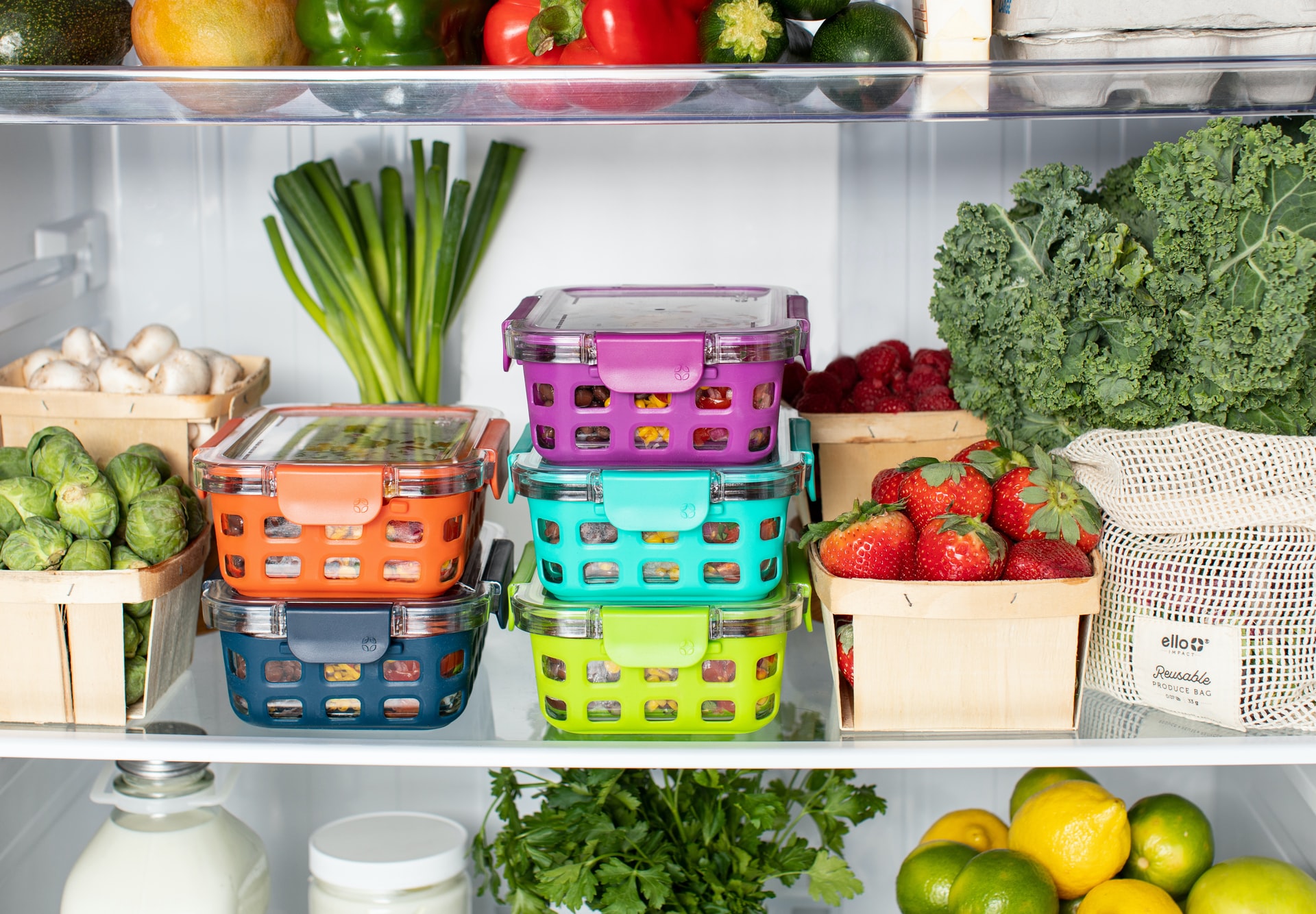 Um guia para organizar a geladeira e manter cada item fresco por mais tempo